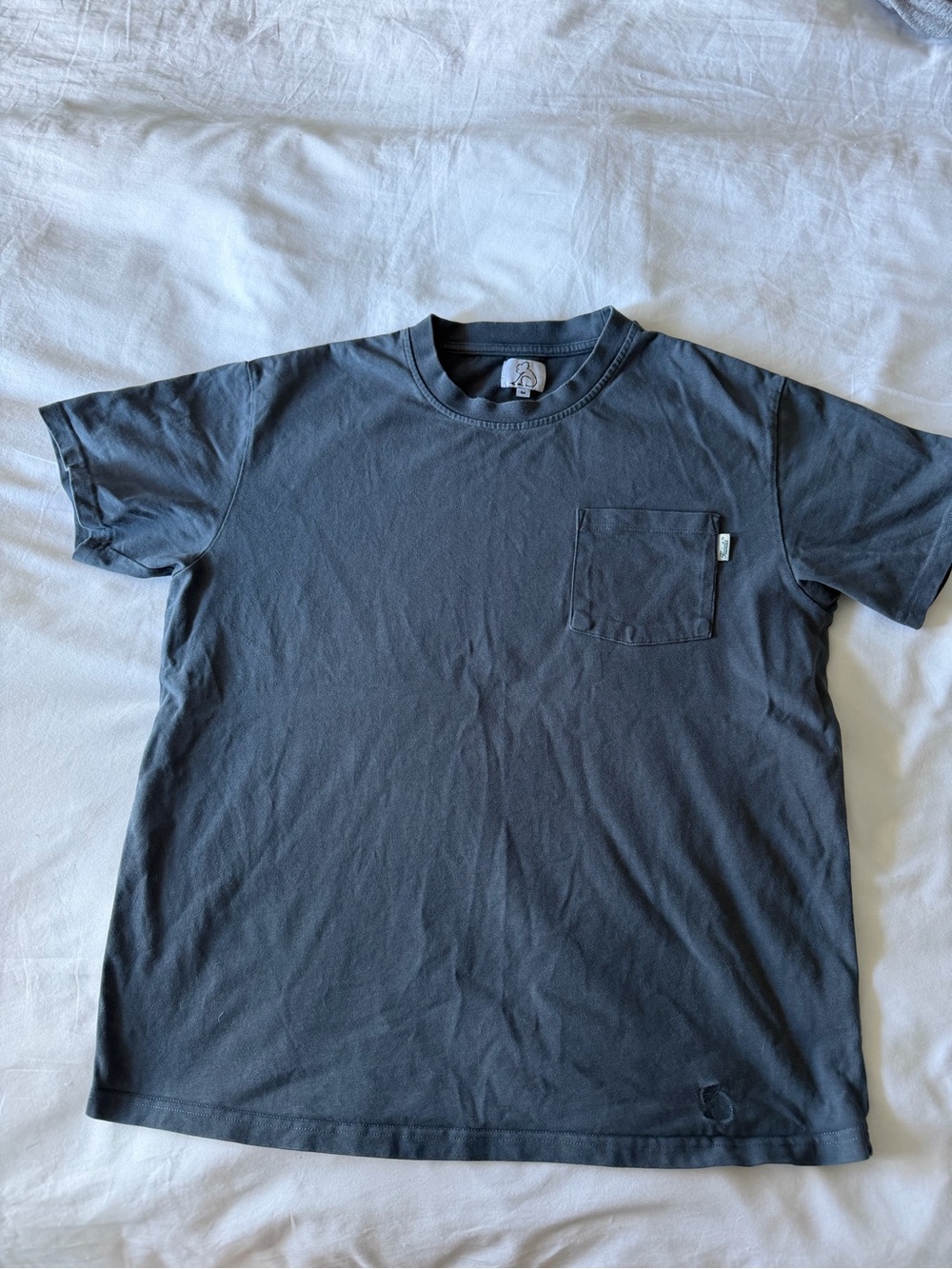 Men's Short-Sleeve Pocket Tee in Blue Charcoal